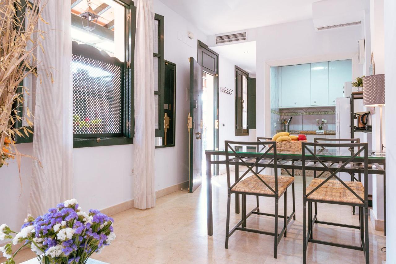 Con Encanto En Patio Sevillano Appartement Séville